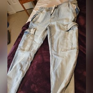 Skinny jeans with pockets